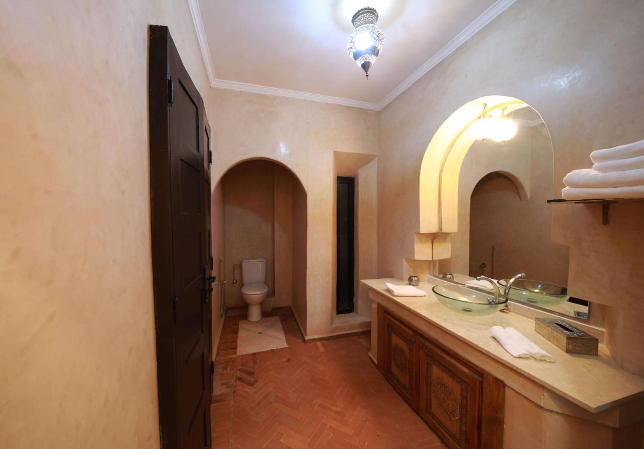 Le Petit Chateau Des Anges Ouled Bouzid Exteriör bild